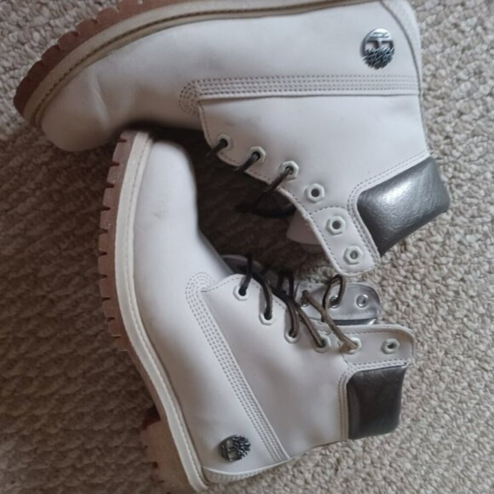 Timberland Premium Boot‎ A1BKI Rainy Day Women's Size 7